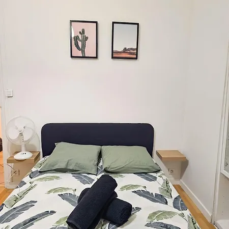 2 Bedrooms In - Apartment *
